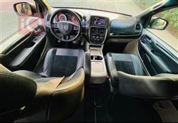 Dodge Caravan